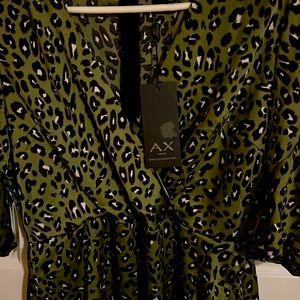 Beautiful Armani Exchange Leopard Print Dress🔥